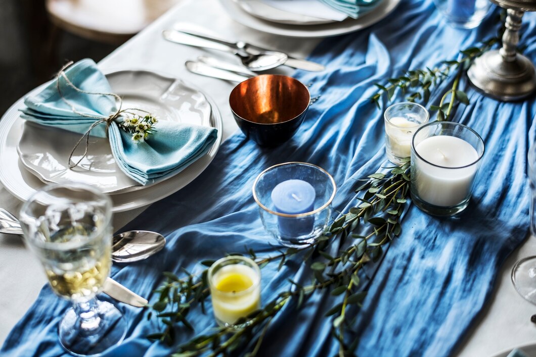 Jak dobrać odpowiednie serwetki i obrusy do dekoracji stołu na eleganckie przyjęcie?